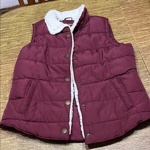 Maurices Maroon Puffer Vest with Sherpa trim